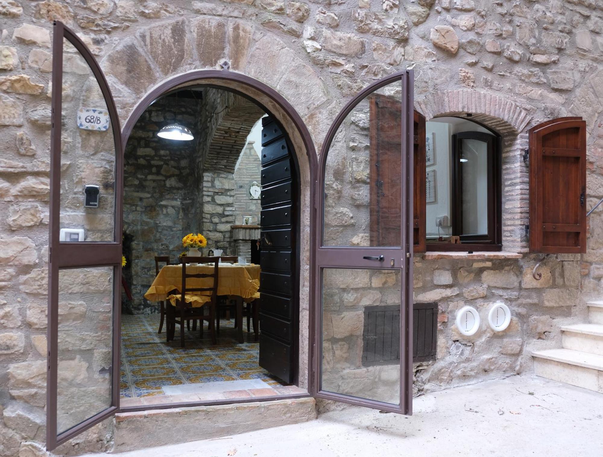 Apartamento Joy'S Nest Todi Exterior foto